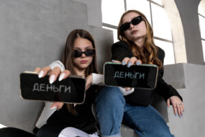 съемка на выпускные альбомы Москва сюжет Деньги